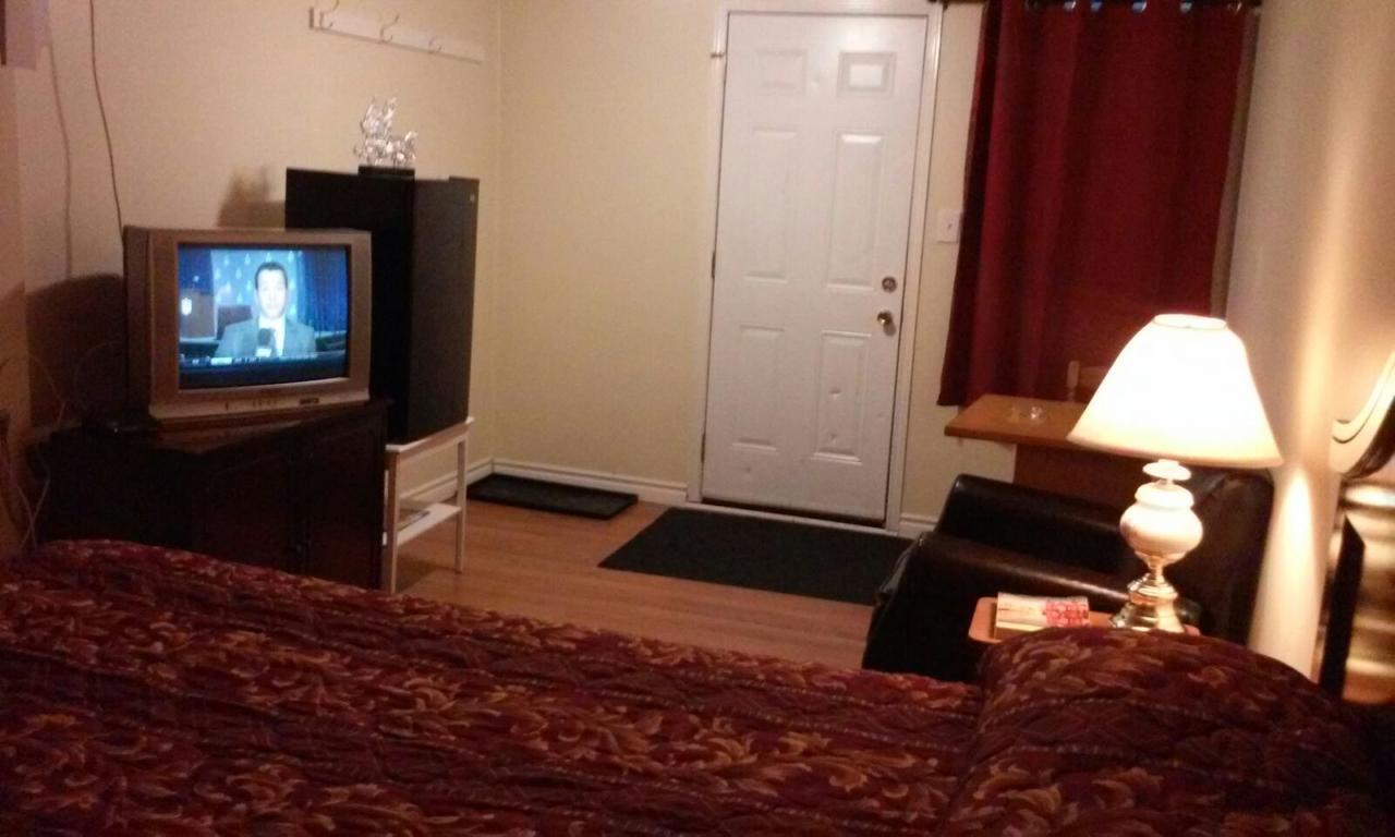 Leisure Motel Windsor Zewnętrze zdjęcie
