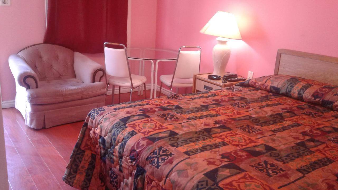 Leisure Motel Windsor Zewnętrze zdjęcie