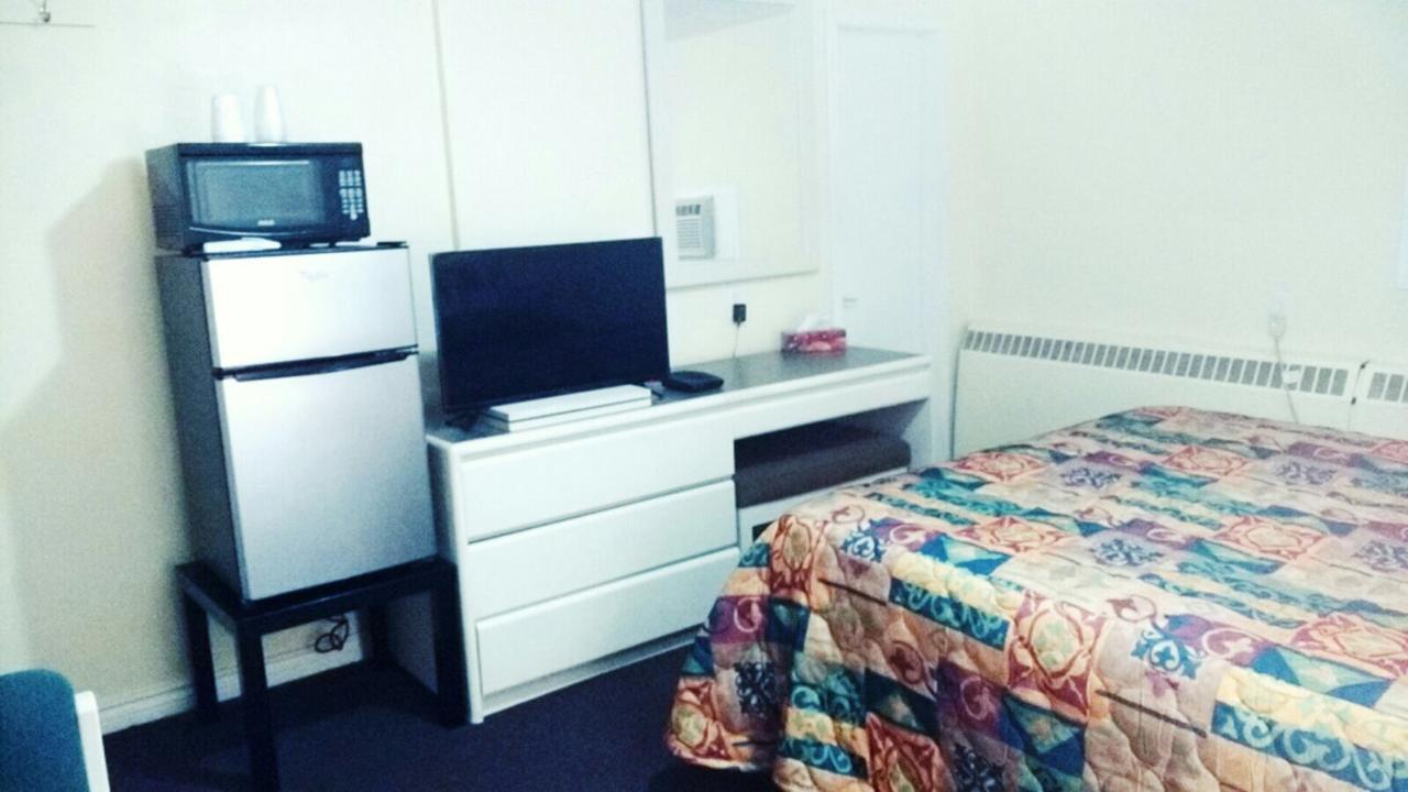 Leisure Motel Windsor Zewnętrze zdjęcie