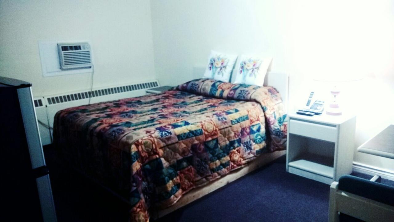 Leisure Motel Windsor Zewnętrze zdjęcie